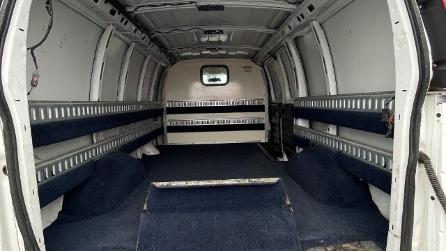 2018 Chevrolet Express 2500 in Dallas, TX 75228 - 2439654 9