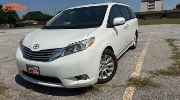 2015 Toyota Sienna in Dallas, TX 75228