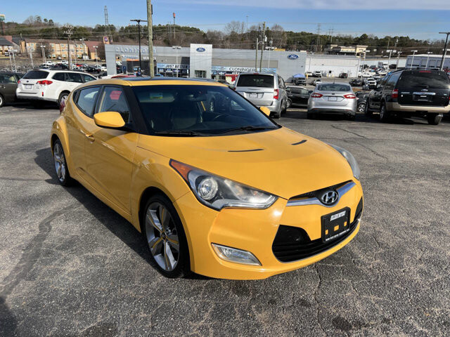 2014 Hyundai Veloster in Hickory, NC 28602-5144 - 2440172 12