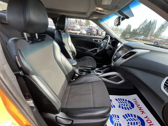 2014 Hyundai Veloster in Hickory, NC 28602-5144 - 2440172 17