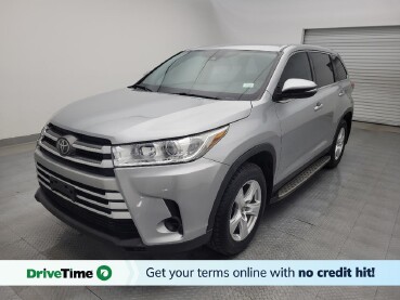 2019 Toyota Highlander in Live Oak, TX 78233