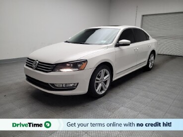 2015 Volkswagen Passat in Van Nuys, CA 91411