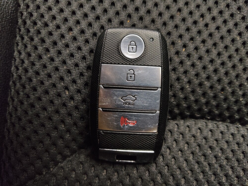 2019 Kia Optima in St. Louis, MO 63136 - 2440503 32