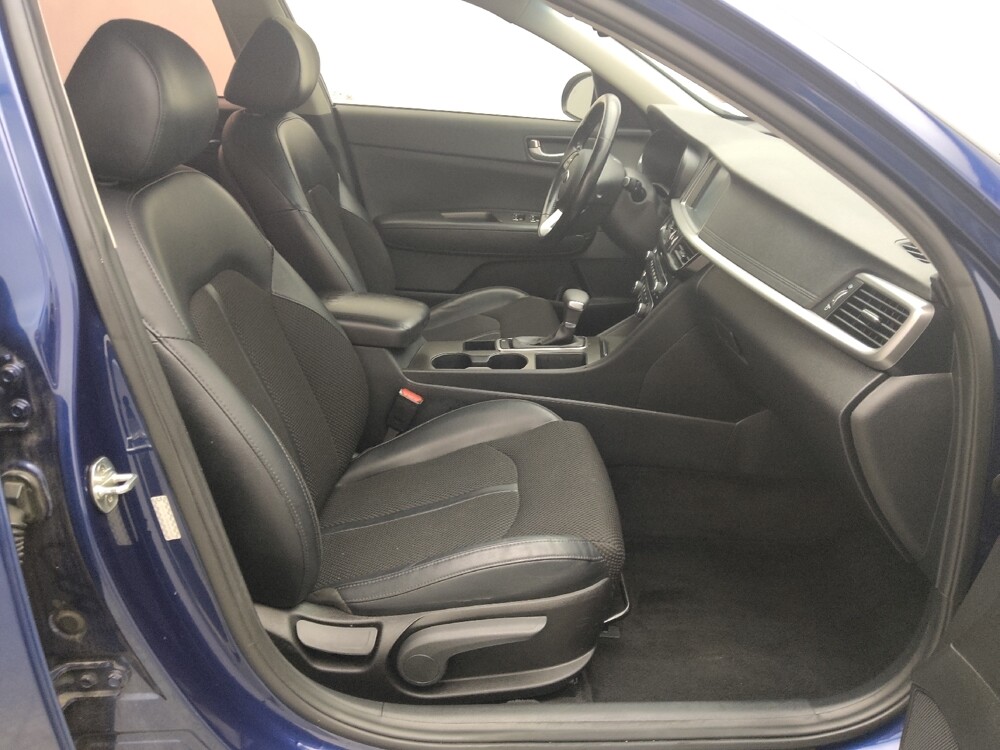 2019 Kia Optima in St. Louis, MO 63136 - 2440503 21