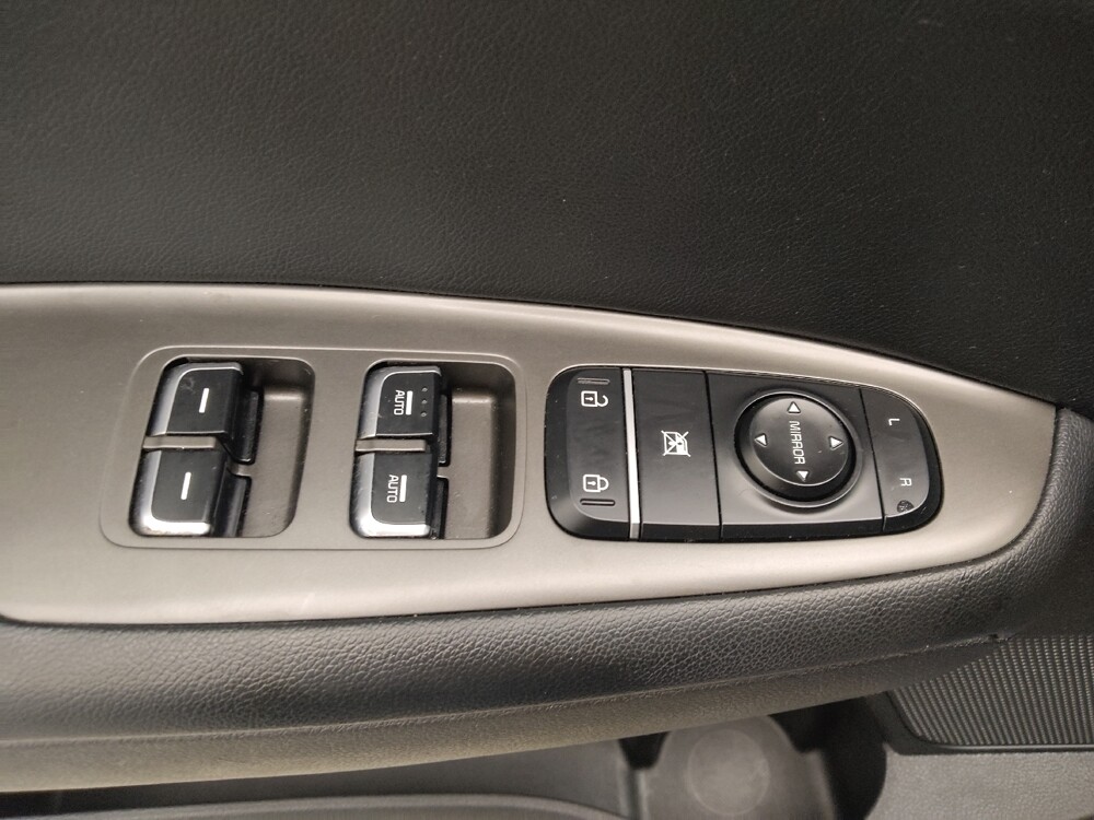 2019 Kia Optima in St. Louis, MO 63136 - 2440503 27