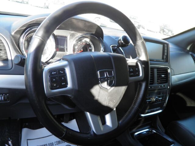 2020 Dodge Grand Caravan in Barton, MD 21521 - 2440628 9