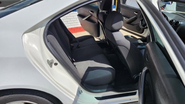 2005 Pontiac G6 in Cartersville, GA 30120 - 2441037 10