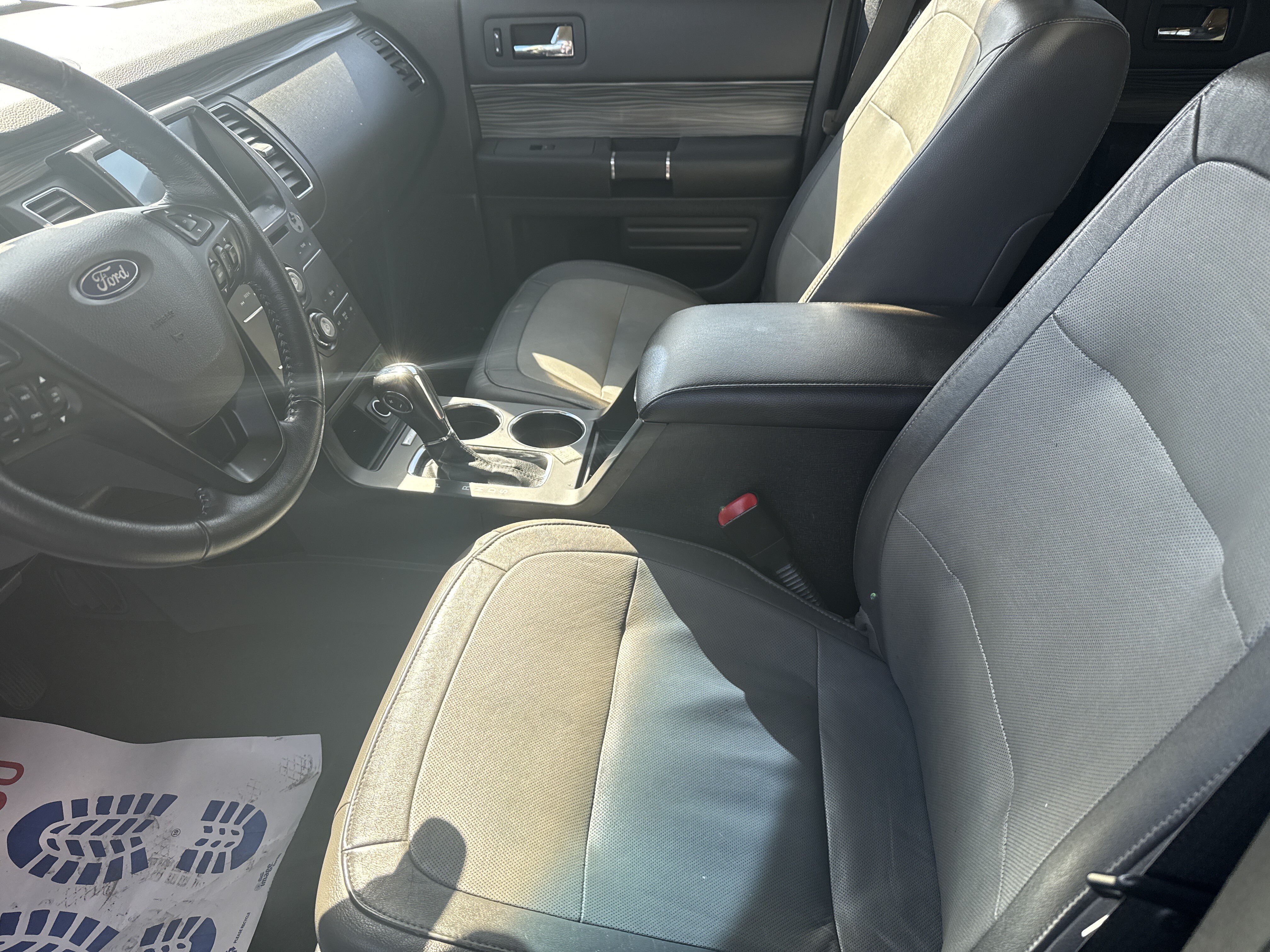 2018 Ford Flex in Phoenix, AZ 85022 - 2441314 18