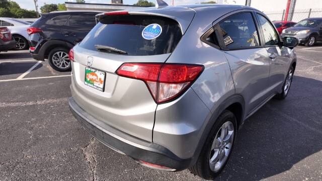 2017 Honda HR-V in Dallas, TX 75228 - 2441340 6