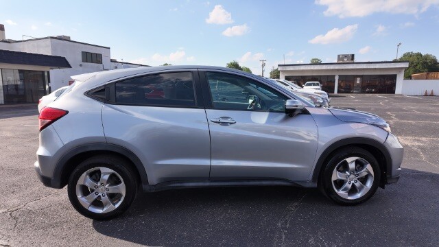 2017 Honda HR-V in Dallas, TX 75228 - 2441340 5