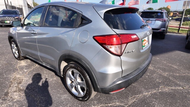 2017 Honda HR-V in Dallas, TX 75228 - 2441340 9