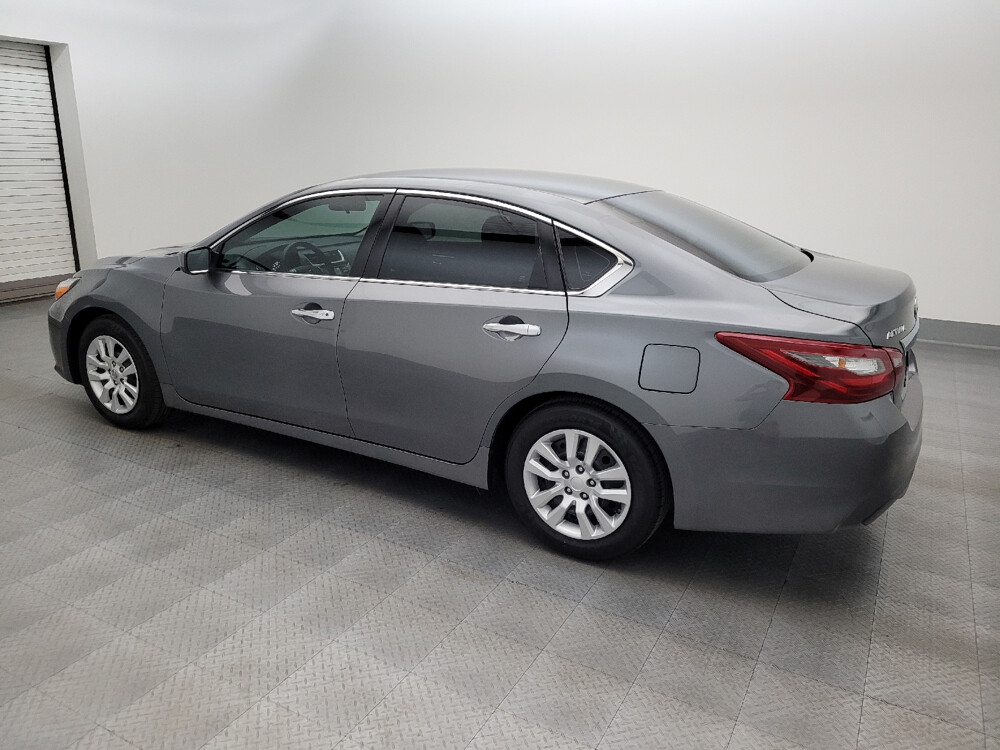2018 Nissan Altima in Phoenix, AZ 85022 - 2442063 3