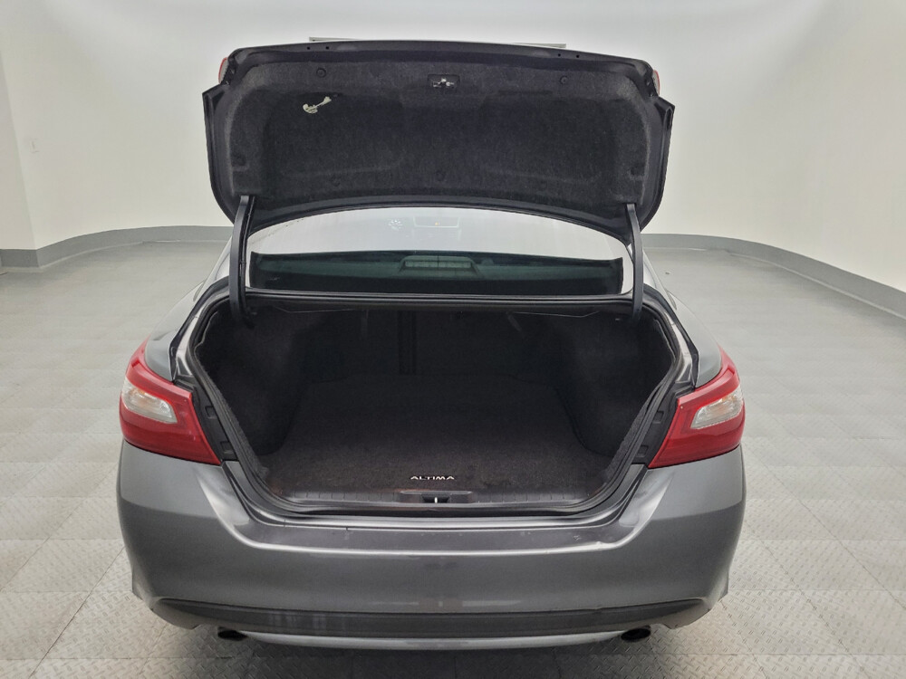 2018 Nissan Altima in Phoenix, AZ 85022 - 2442063 29