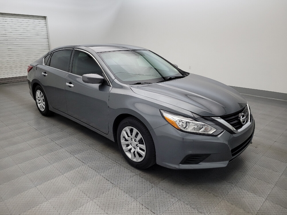 2018 Nissan Altima in Phoenix, AZ 85022 - 2442063 13