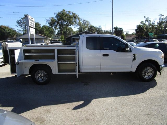 2020 Ford F350 in Tampa, FL 33604-6914 - 2442614 28