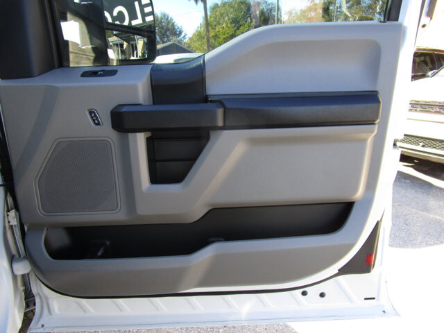 2020 Ford F350 in Tampa, FL 33604-6914 - 2442614 15