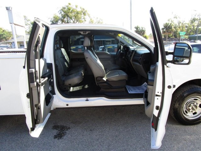 2020 Ford F350 in Tampa, FL 33604-6914 - 2442614 25