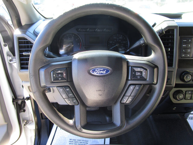 2020 Ford F350 in Tampa, FL 33604-6914 - 2442614 4