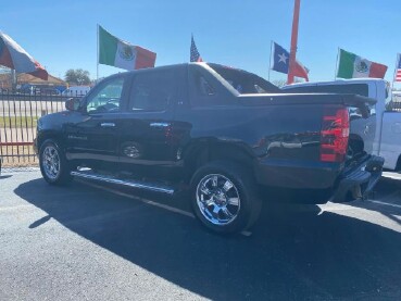 2009 Chevrolet Avalanche in Dallas, TX 75228