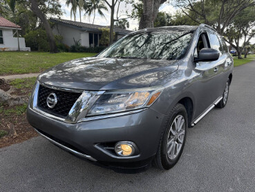 2015 Nissan Pathfinder in Hollywood, FL 33023-1906