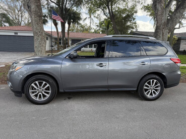 2015 Nissan Pathfinder in Hollywood, FL 33023-1906