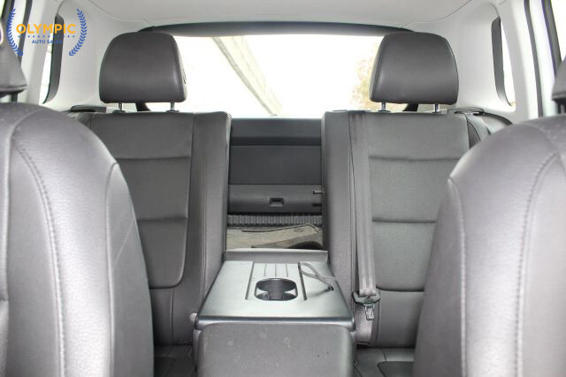 2016 Volkswagen Tiguan in Decatur, GA 30032 - 2443483 38