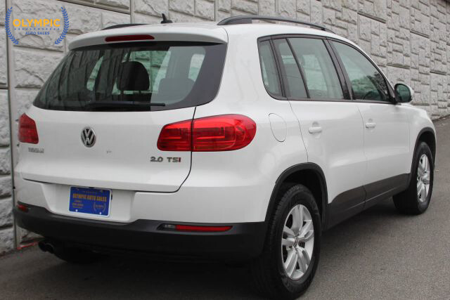 2016 Volkswagen Tiguan in Decatur, GA 30032 - 2443483 5