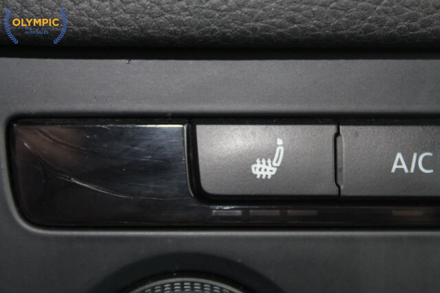 2016 Volkswagen Tiguan in Decatur, GA 30032 - 2443483 27