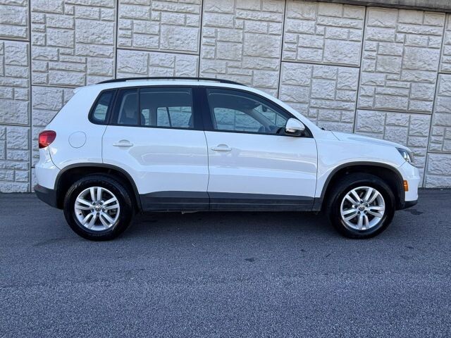 2016 Volkswagen Tiguan in Decatur, GA 30032 - 2443483 54
