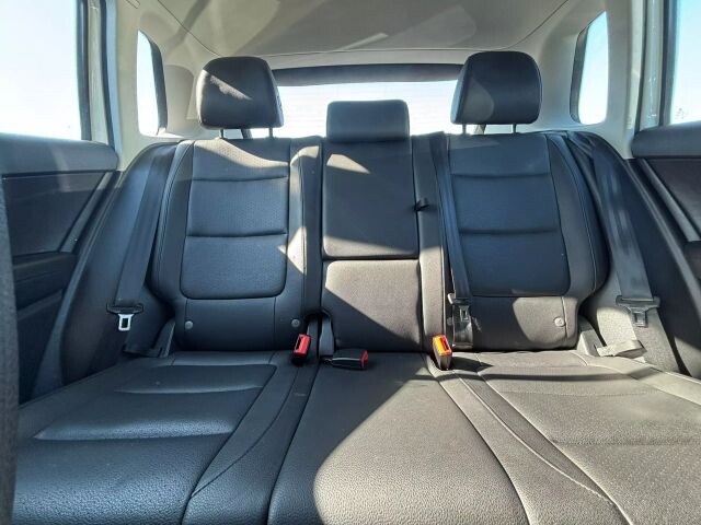 2016 Volkswagen Tiguan in Decatur, GA 30032 - 2443483 84