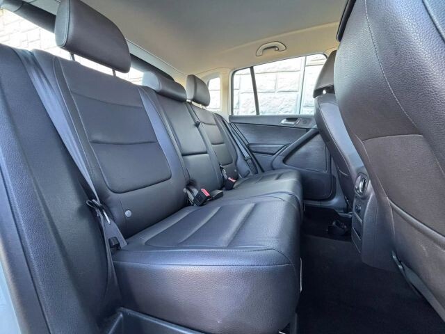 2016 Volkswagen Tiguan in Decatur, GA 30032 - 2443483 83