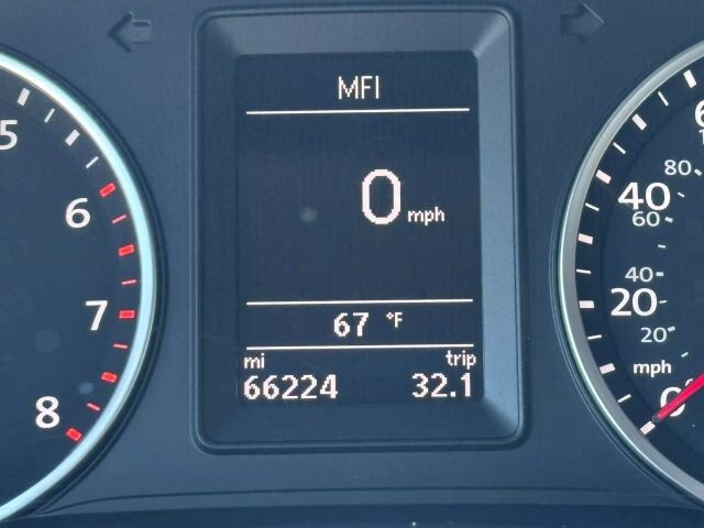 2016 Volkswagen Tiguan in Decatur, GA 30032 - 2443483 71