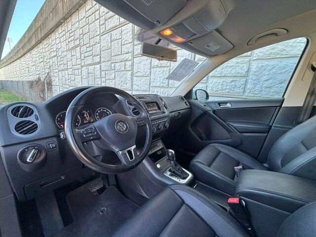 2016 Volkswagen Tiguan in Decatur, GA 30032 - 2443483 63