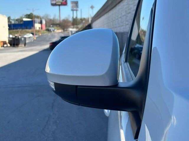 2016 Volkswagen Tiguan in Decatur, GA 30032 - 2443483 60