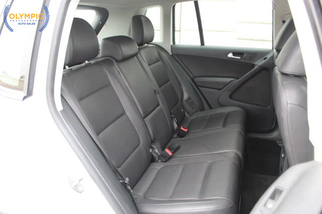 2016 Volkswagen Tiguan in Decatur, GA 30032 - 2443483 37