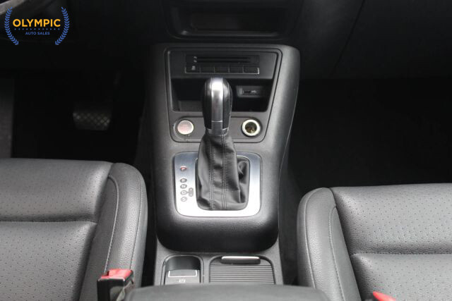 2016 Volkswagen Tiguan in Decatur, GA 30032 - 2443483 29