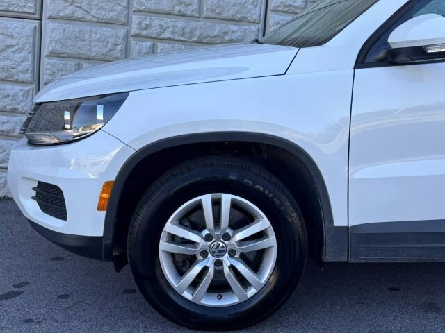 2016 Volkswagen Tiguan in Decatur, GA 30032 - 2443483 55