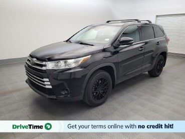2017 Toyota Highlander in Mesa, AZ 85210