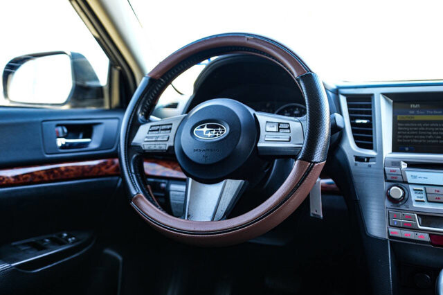 2011 Subaru Outback in San Antonio, TX 78228 - 2443774 23