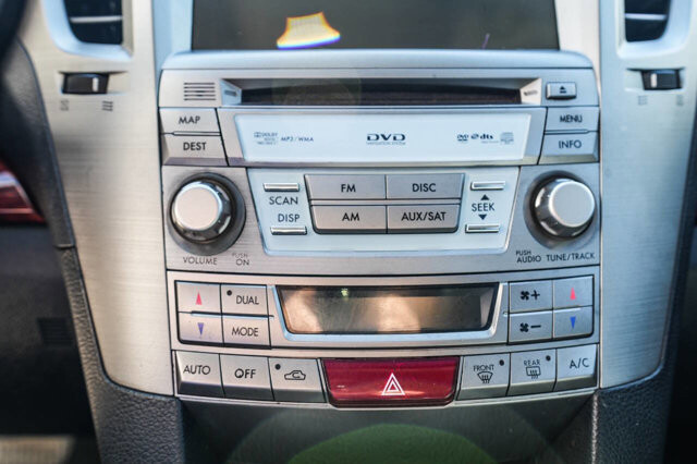 2011 Subaru Outback in San Antonio, TX 78228 - 2443774 20