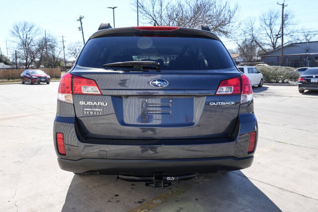 2011 Subaru Outback in San Antonio, TX 78228 - 2443774 8