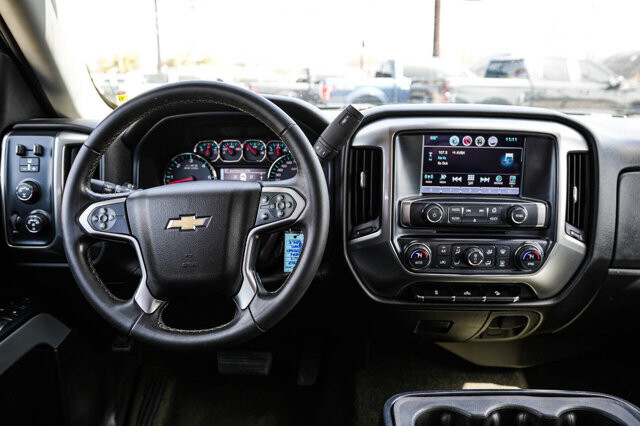 2017 Chevrolet Silverado 1500 in San Antonio, TX 78228 - 2443776 17