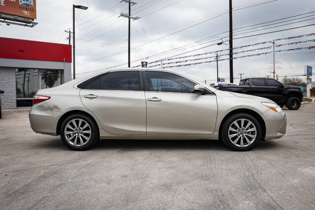 2016 Toyota Camry in San Antonio, TX 78228 - 2443778 14