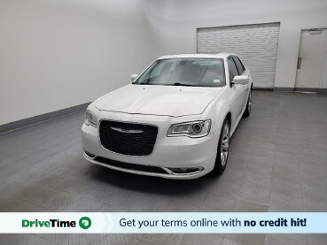 2017 Chrysler 300 in Columbus, OH 43228