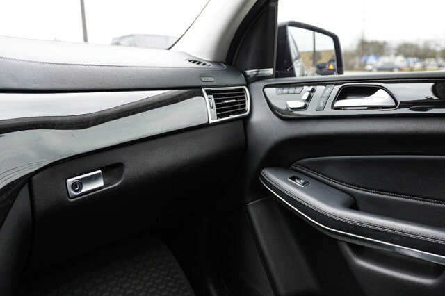 2018 Mercedes-Benz GLS 550 in San Antonio, TX 78228 - 2444235 17