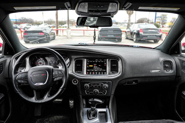 2017 Dodge Charger in San Antonio, TX 78228 - 2444236 18