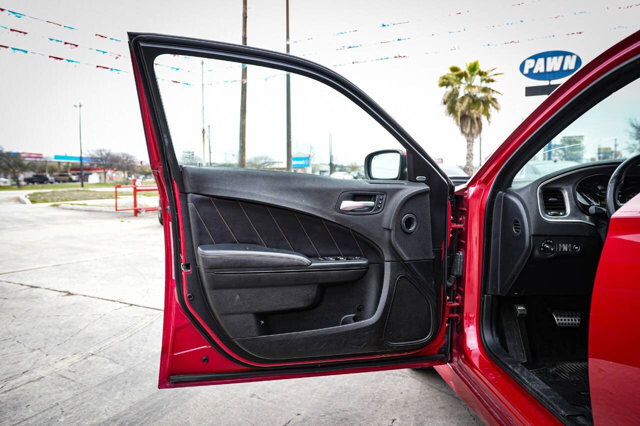 2017 Dodge Charger in San Antonio, TX 78228 - 2444236 10