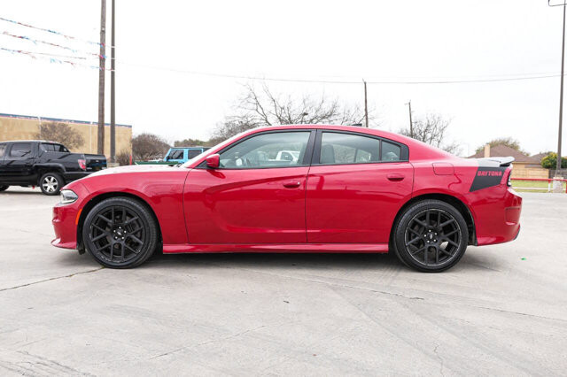 2017 Dodge Charger in San Antonio, TX 78228 - 2444236 4