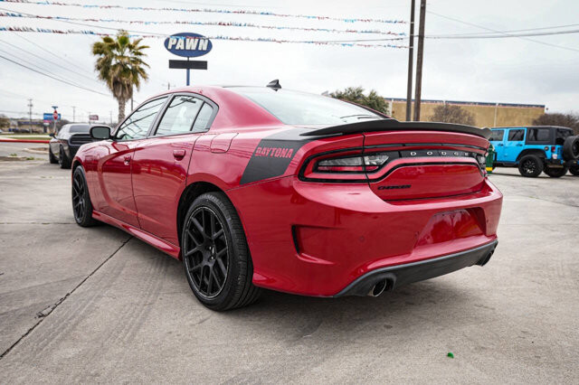 2017 Dodge Charger in San Antonio, TX 78228 - 2444236 5