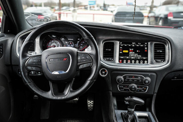 2017 Dodge Charger in San Antonio, TX 78228 - 2444236 19